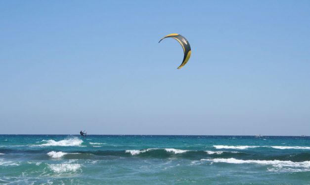 Surfen und Kiten auf Sardinien – Winter wie Sommer ein Genuss!